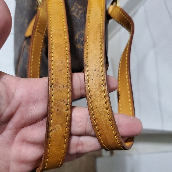 Louis Vuitton Monogram Totally PM - Picture 12 of 16
